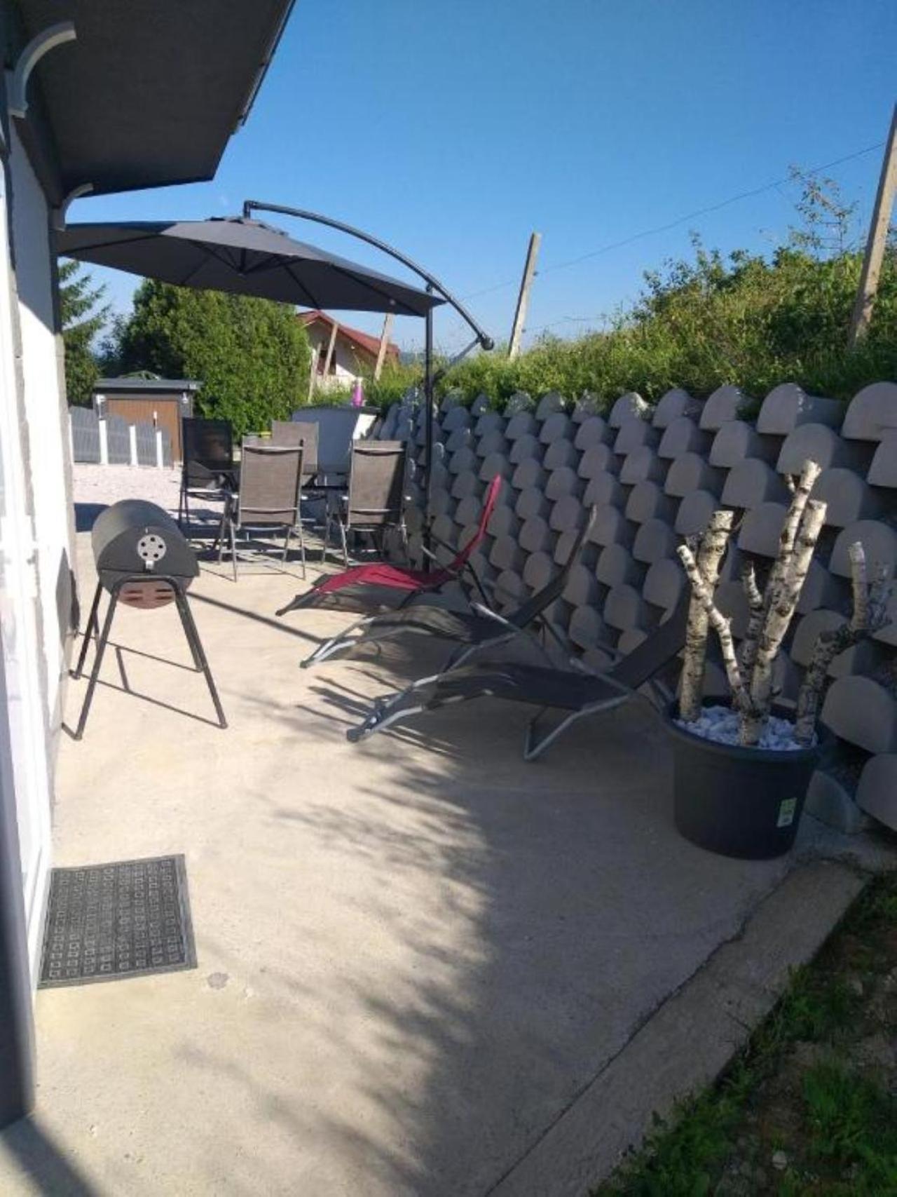 Apartma Lara Lesicno المظهر الخارجي الصورة